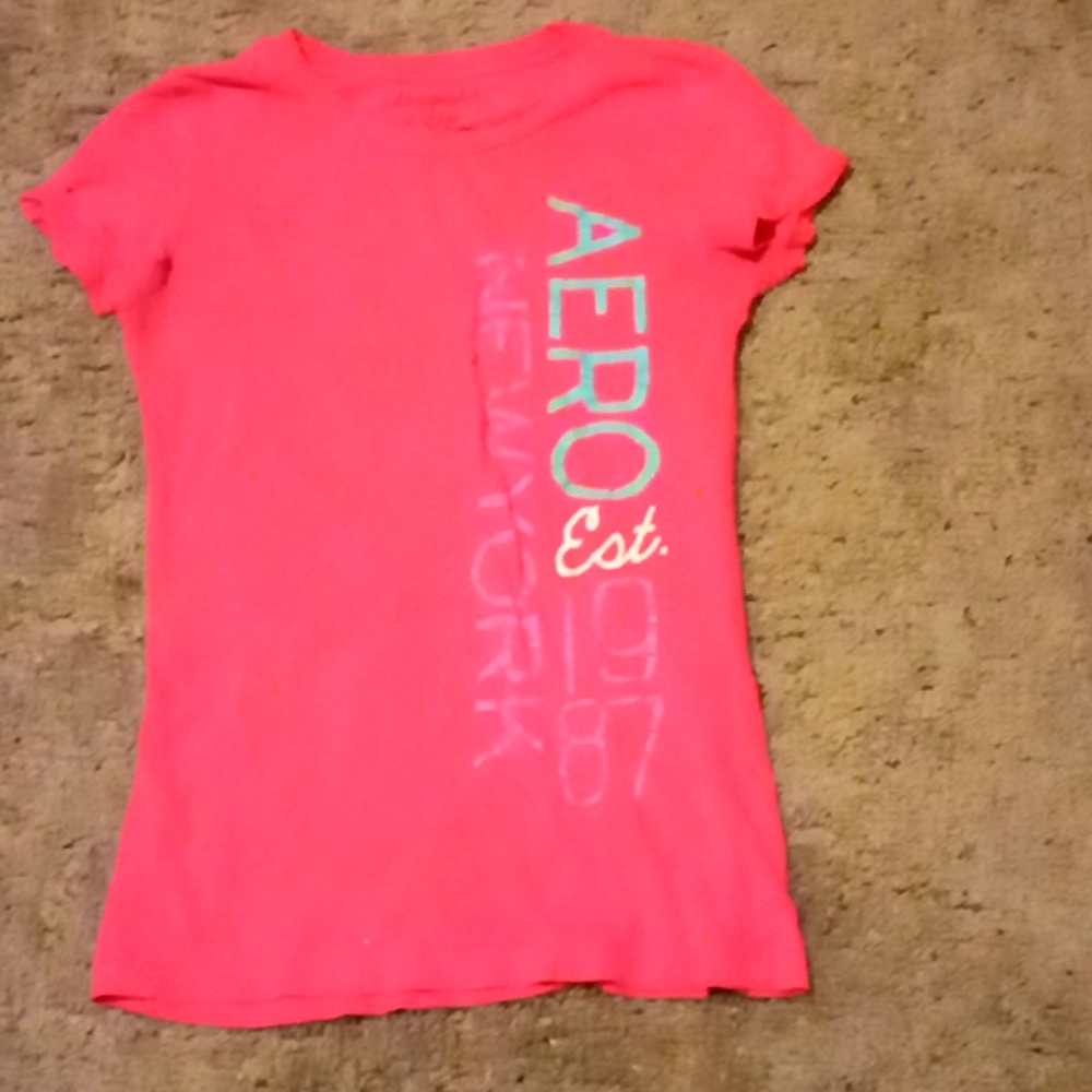 Pink aeropostale t shirt